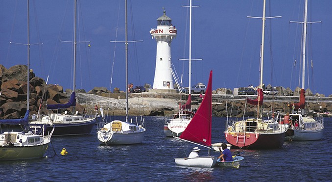 Tourism Wollongong 2000