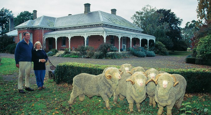 Tourism Tasmania and Bob Iddon