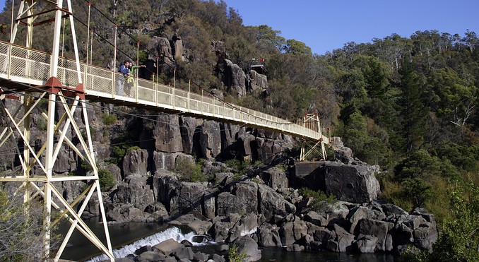Tourism Tasmania and Rob Burnett