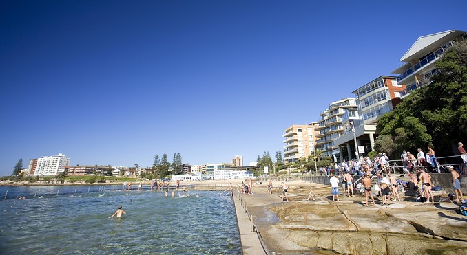 Cronulla Tourism / Hamilton Lund (2005)