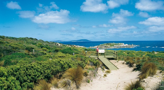 Tourism Tasmania and Steve Lovegrove