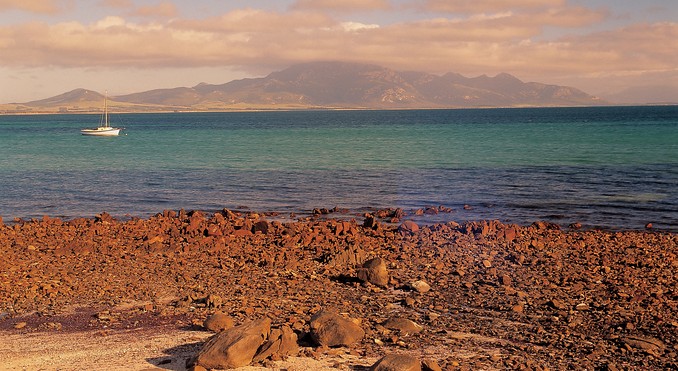 Tourism Tasmania and Steve Lovegrove