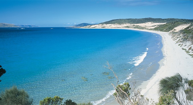 Tourism Tasmania and Steve Lovegrove