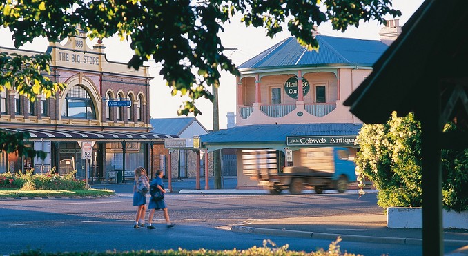 Tourism Tasmania and Ray Joyce