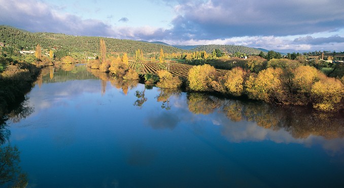 Tourism Tasmania and Geoff Murray