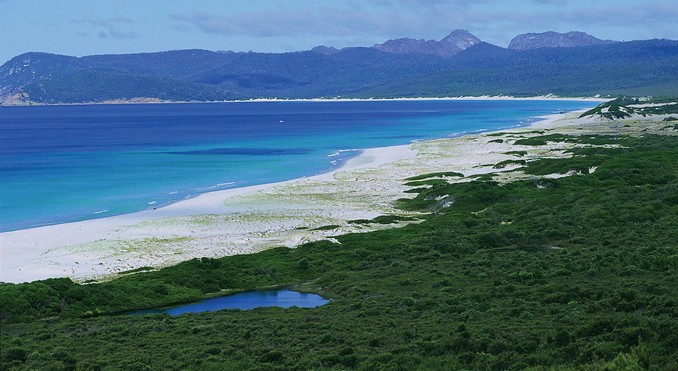 Tourism Tasmania and Holger Leue