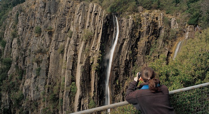 Tourism Tasmania and Geoffrey Lea
