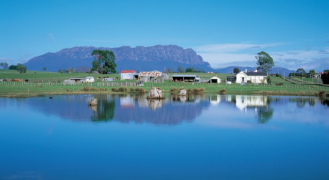 Tourism Tasmania and Geoff Murray
