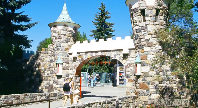 Image courtesy of Alberta Tourism, Parks, Recreation and Culture