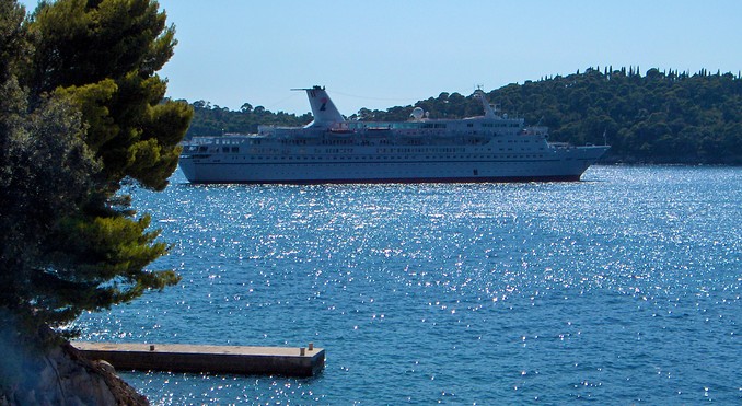 Sv Jakov Beach