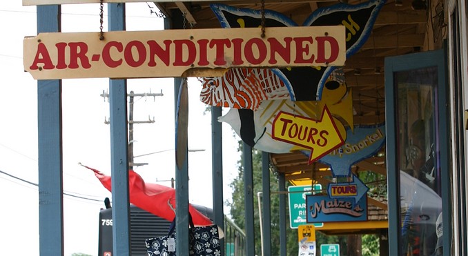 Image courtesy of Hawaii Visitors and Convention Bureau