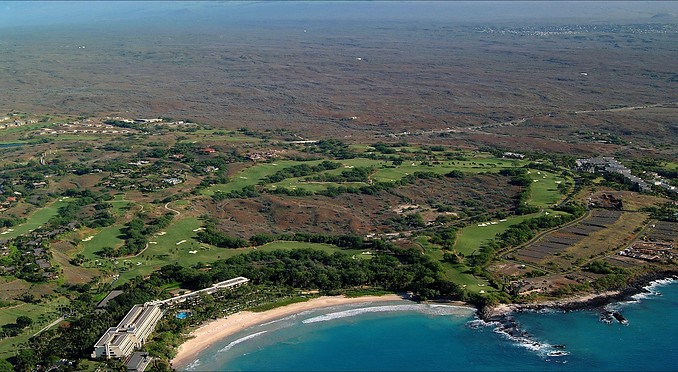 Image courtesy of Hawaii Visitors and Convention Bureau