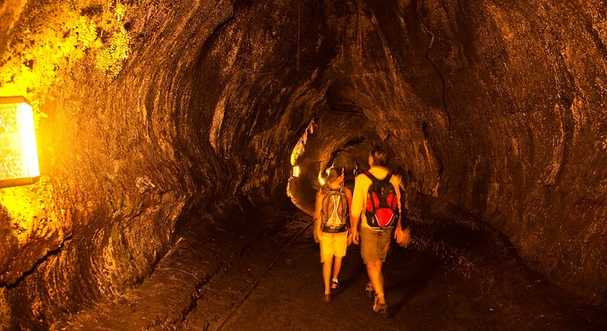 Image courtesy of Hawaii Visitors and Convention Bureau