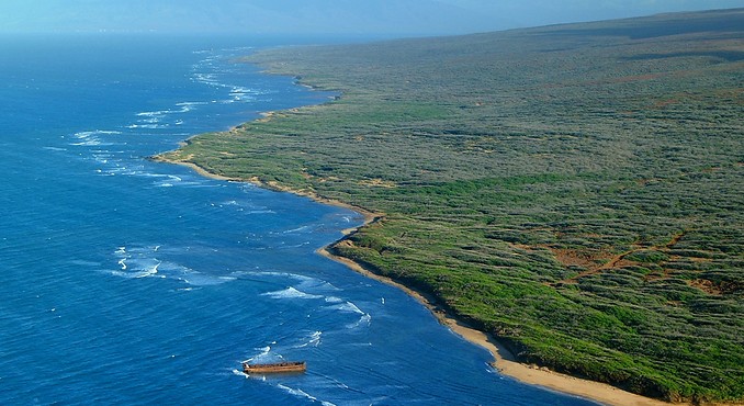Image courtesy of Hawaii Visitors and Convention Bureau