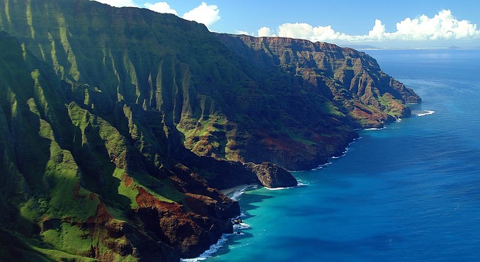 Image courtesy of Hawaii Visitors and Convention Bureau