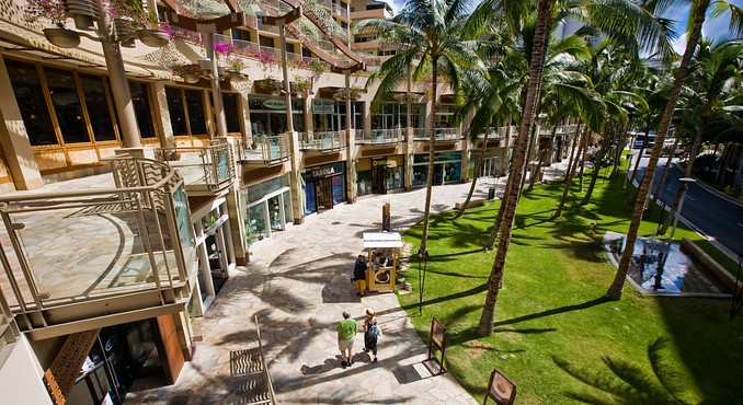 Image courtesy of Hawaii Visitors and Convention Bureau