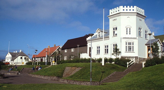 Image courtesy of Iceland Tourism / Colin Aantill