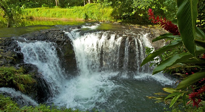 Togitogiga Waterfall