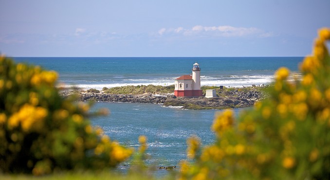 Coquille River Lighthouse - Bandon
