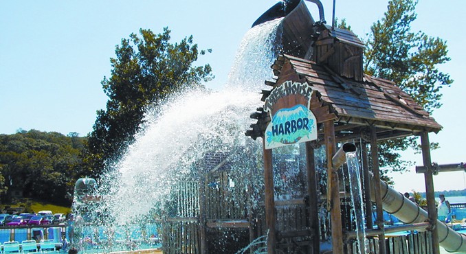Image Courtesy of Illinois Office of Tourism and Raging Rivers Water Park