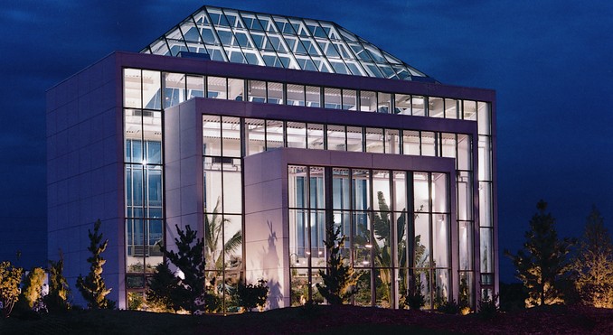 Image Courtesy of Illinois Office of Tourism and Quad Cities Botanic Center